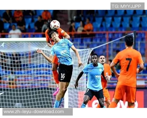 中超焦点战江苏队迎战恒大队双方争夺季后赛名额的关键对决