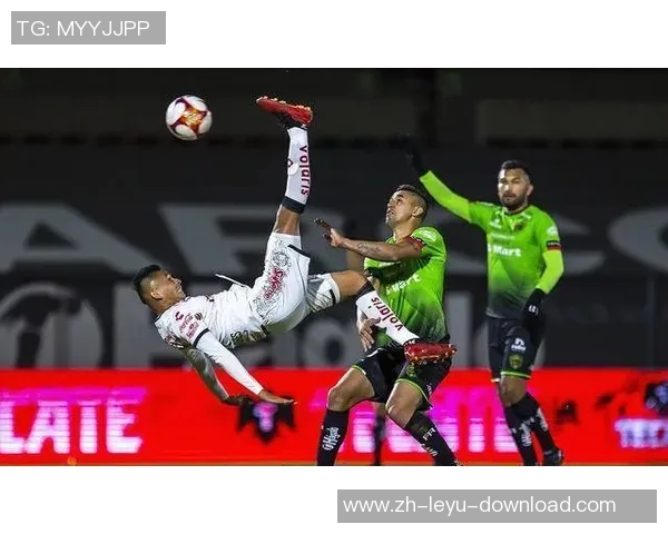 托卢卡VS强敌对决全力争胜期待精彩比赛瞬间